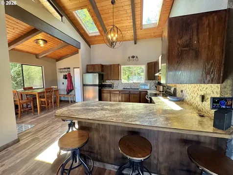 3226 S Tenmile Lake Lakeside OR 97449