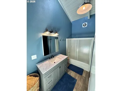 3226 S Tenmile Lake Lakeside OR 97449
