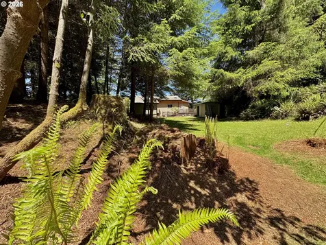 3226 S Tenmile Lake Lakeside OR 97449