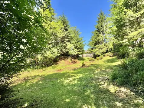 3226 S Tenmile Lake Lakeside OR 97449