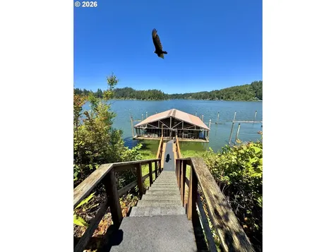 3226 S Tenmile Lake Lakeside OR 97449