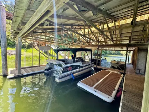 3226 S Tenmile Lake Lakeside OR 97449
