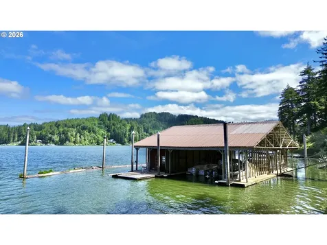 3226 S Tenmile Lake Lakeside OR 97449
