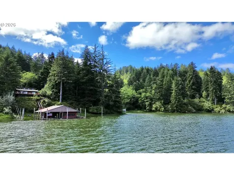 3226 S Tenmile Lake Lakeside OR 97449