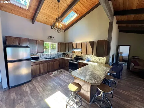 3226 S Tenmile Lake Lakeside OR 97449