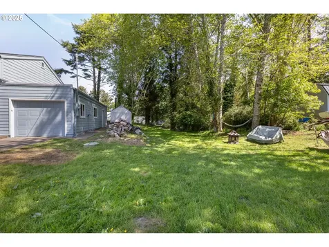 1911 NE 19th Street Lincoln City OR 97367