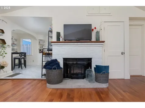 1911 NE 19th Street Lincoln City OR 97367