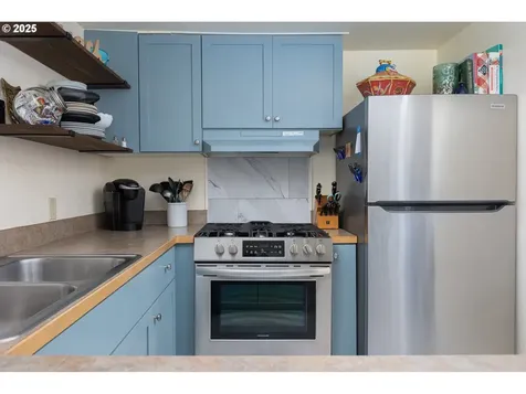 1911 NE 19th Street Lincoln City OR 97367