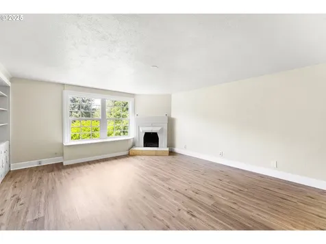 20551 S Highway 213 Oregon City OR 97045