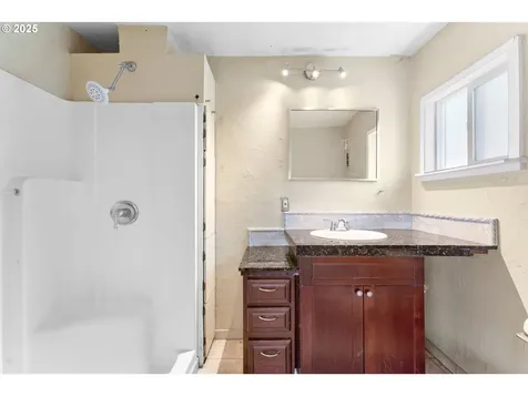 20551 S Highway 213 Oregon City OR 97045