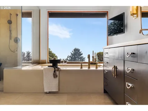 1209 SW Hessler Drive Portland OR 97239