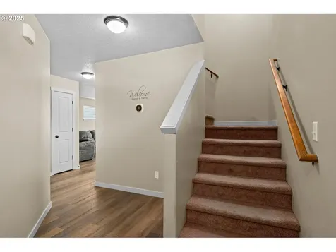 3802 NW 121st Street Vancouver WA 98685