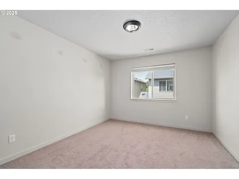 3802 NW 121st Street Vancouver WA 98685