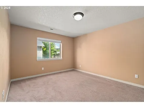 3802 NW 121st Street Vancouver WA 98685