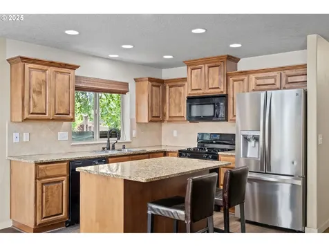 3802 NW 121st Street Vancouver WA 98685