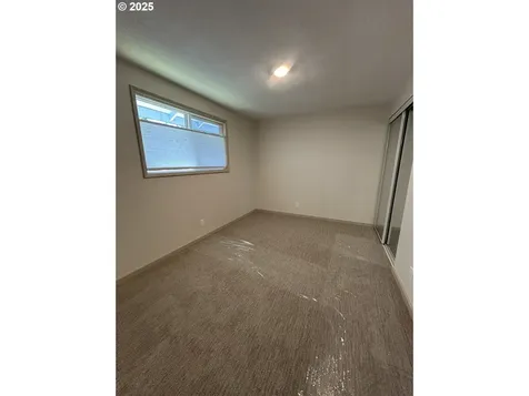 2060 20th Street Florence OR 97439