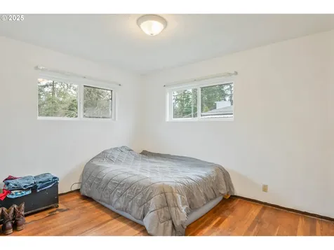 142 S Vista Way Kelso WA 98626