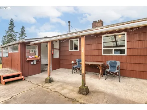 142 S Vista Way Kelso WA 98626
