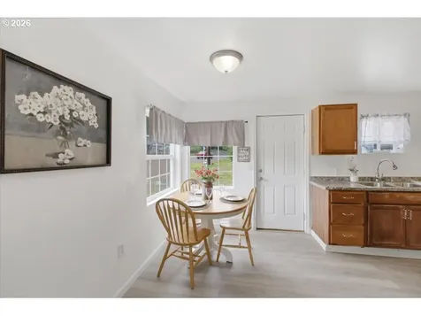 2320 Cedar Street Sweet Home OR 97386