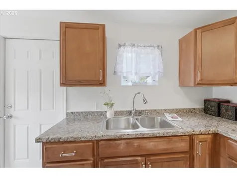 2320 Cedar Street Sweet Home OR 97386