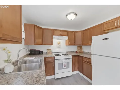 2320 Cedar Street Sweet Home OR 97386