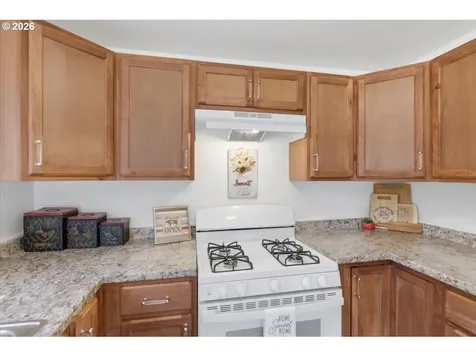 2320 Cedar Street Sweet Home OR 97386
