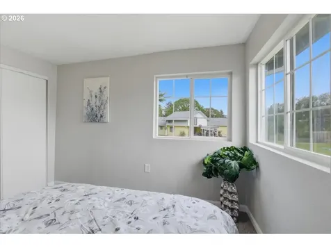 2320 Cedar Street Sweet Home OR 97386