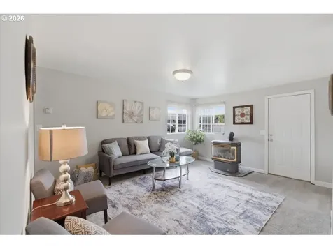 2320 Cedar Street Sweet Home OR 97386