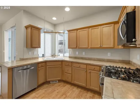 10797 SW Washington Street Portland OR 97225