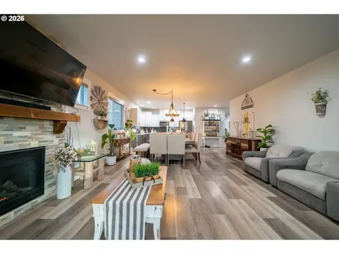 459 NE Cedar Street Sublimity OR 97385