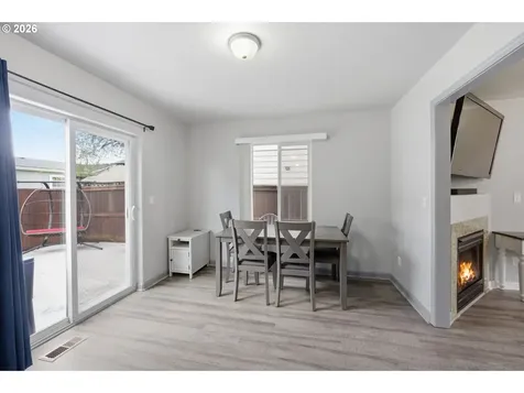 406 Sunset Court Amity OR 97101