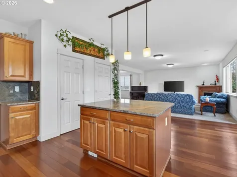 5907 NW Redfox Drive Portland OR 97229