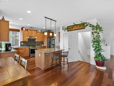 5907 NW Redfox Drive Portland OR 97229