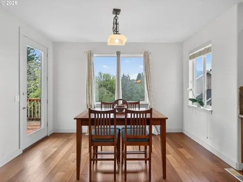 5907 NW Redfox Drive Portland OR 97229