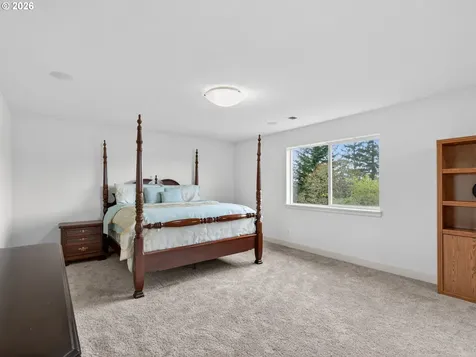 5907 NW Redfox Drive Portland OR 97229