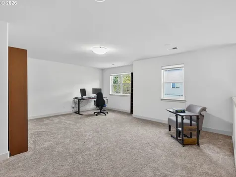 5907 NW Redfox Drive Portland OR 97229