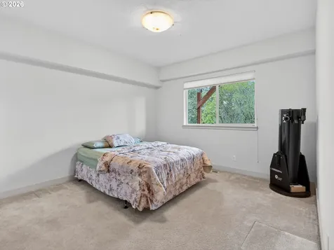 5907 NW Redfox Drive Portland OR 97229