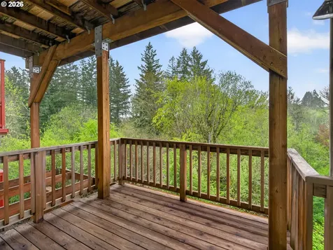 5907 NW Redfox Drive Portland OR 97229