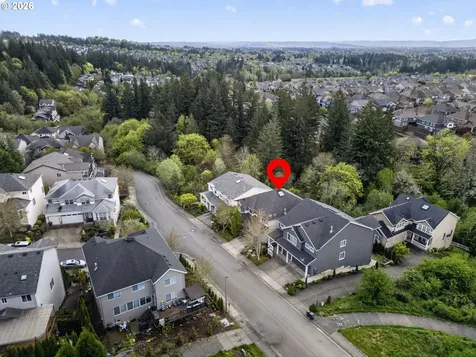 5907 NW Redfox Drive Portland OR 97229