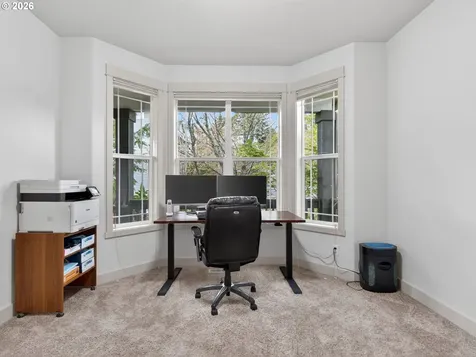 5907 NW Redfox Drive Portland OR 97229