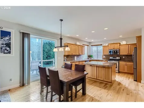 3826 NW 2nd Avenue Hillsboro OR 97124
