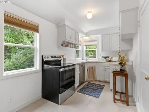 3666 NE 90th Avenue Portland OR 97220
