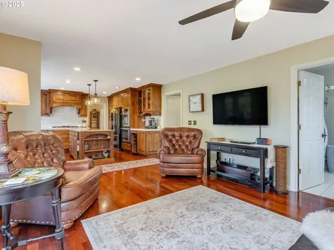 15820 NE 20th Street Vancouver WA 98684
