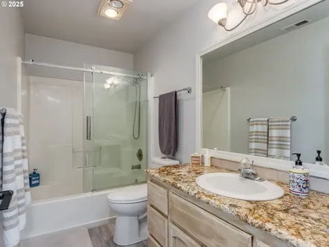 15820 NE 20th Street Vancouver WA 98684