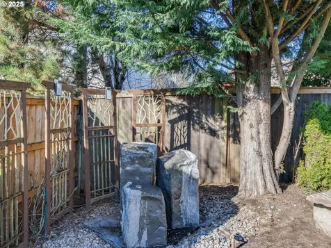 15820 NE 20th Street Vancouver WA 98684