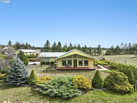 64 Seely Drive Goldendale WA 98620