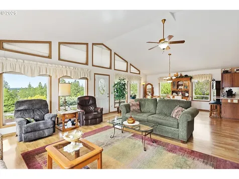64 Seely Drive Goldendale WA 98620