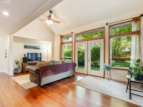 15700 SW Division Street Beaverton OR 97007