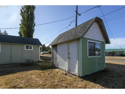 1090 4th Avenue Hammond OR 97121