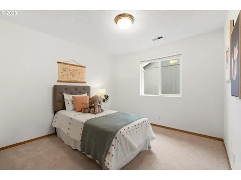 647 SE Hogan Road Gresham OR 97080